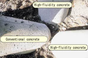 High-fluid concrete for coastal blocks