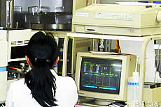 原子吸光分析装置の写真