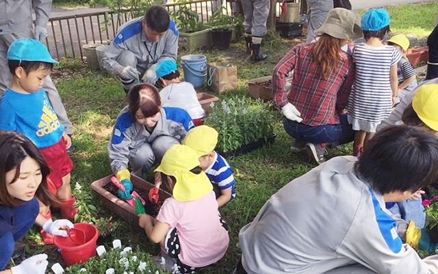 「慈愛園 子供ホーム」さまと植栽活動を実施しましたのイメージ