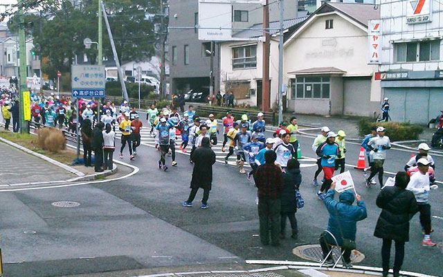 １万人超のランナーが北九州を駆け抜ける！のイメージ