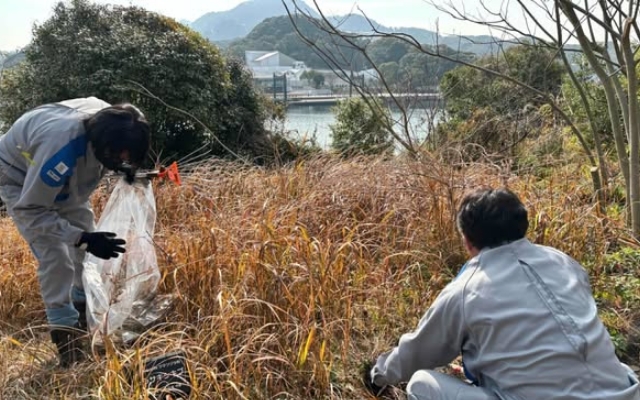 長尾半島公園の除草ボランティアを行いました