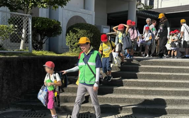 地域とともに守る子どもたちの安全 ～県内一斉防犯活動の取組み～