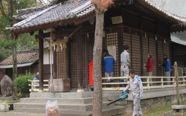 「松井神社」で清掃ボランティアを実施しました