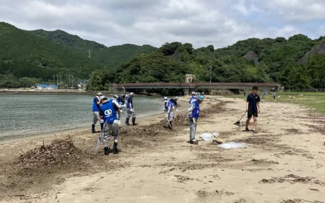 延岡市の須美江海水浴場清掃活動を行いました