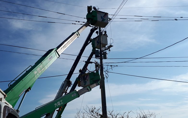 【高圧配電線への送電が完了しました。現在、台風10号が接近していますので、引き続きご注意ください】のイメージ