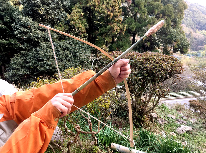 竹の弓矢を作って的当てをしよう! 200円