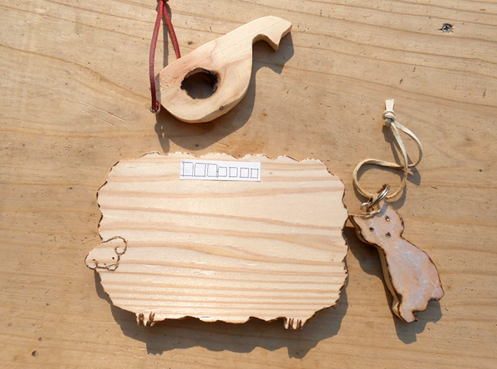 木板のはがきづくり 200円