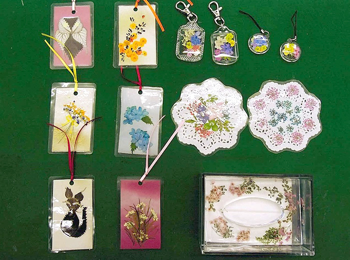 押し花教室 100円~500円