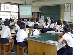 薩摩川内市立平佐西小学校出前授業の様子