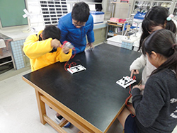 鹿児島市立八幡小学校にて出前授業