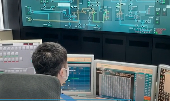 系統技術本部の仕事のサムネイル