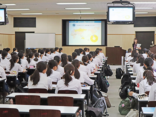 高校生・大学生　出前授業の写真