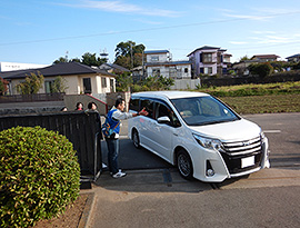 駐車場整理の様子