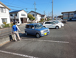 駐車場整理の様子