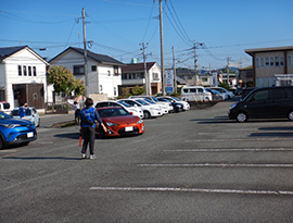 駐車場整理の様子