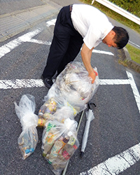 ごみの分別・後片付けの様子