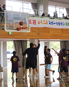 スポーツ教室（バスケット）の様子