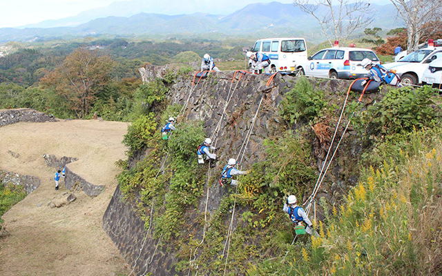 「岡城跡清掃活動」を実施しましたのイメージ