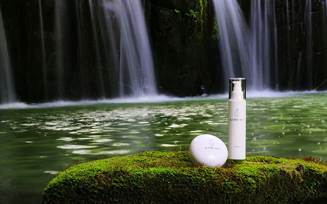 新ブランド「KAMI・SUI（カミ・スイ）」から美肌の湯「平山温泉」のスキンケア商品誕生のイメージ