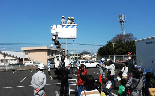 「第13回雲仙市としょかんまつりはたらく車大集合」に参加しましたのイメージ