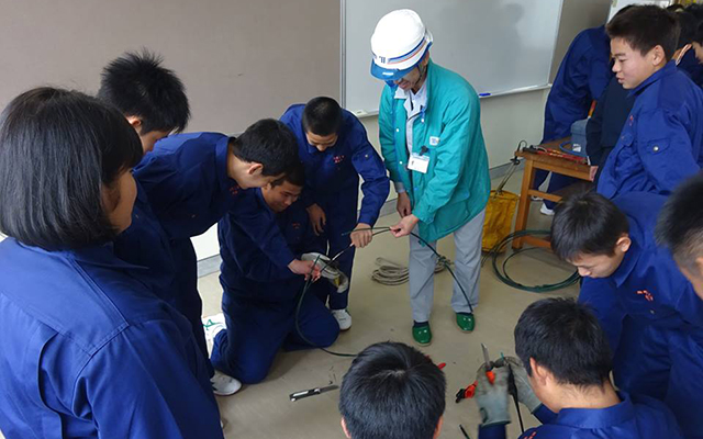 電気の仕組みを学び、配電作業を体験しよう！のイメージ