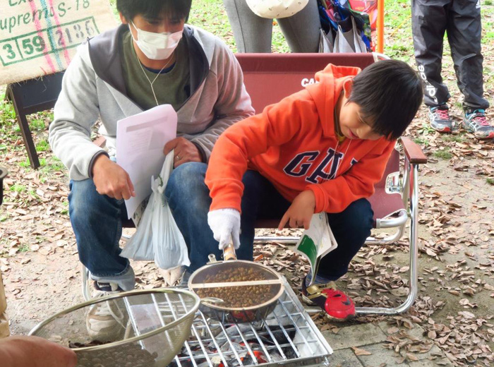 竹炭焙煎カフェ