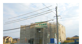 送配電線近くでの作業は感電にご注意ください