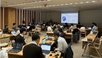 社内研修や情報発信を実施している写真