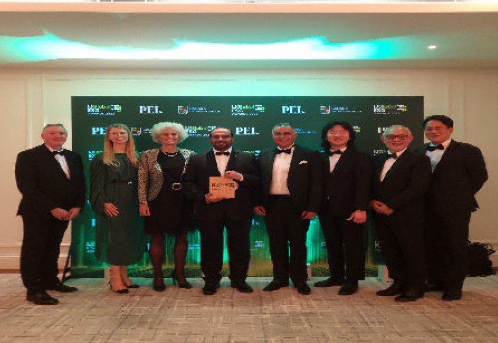 受賞式の様子の写真