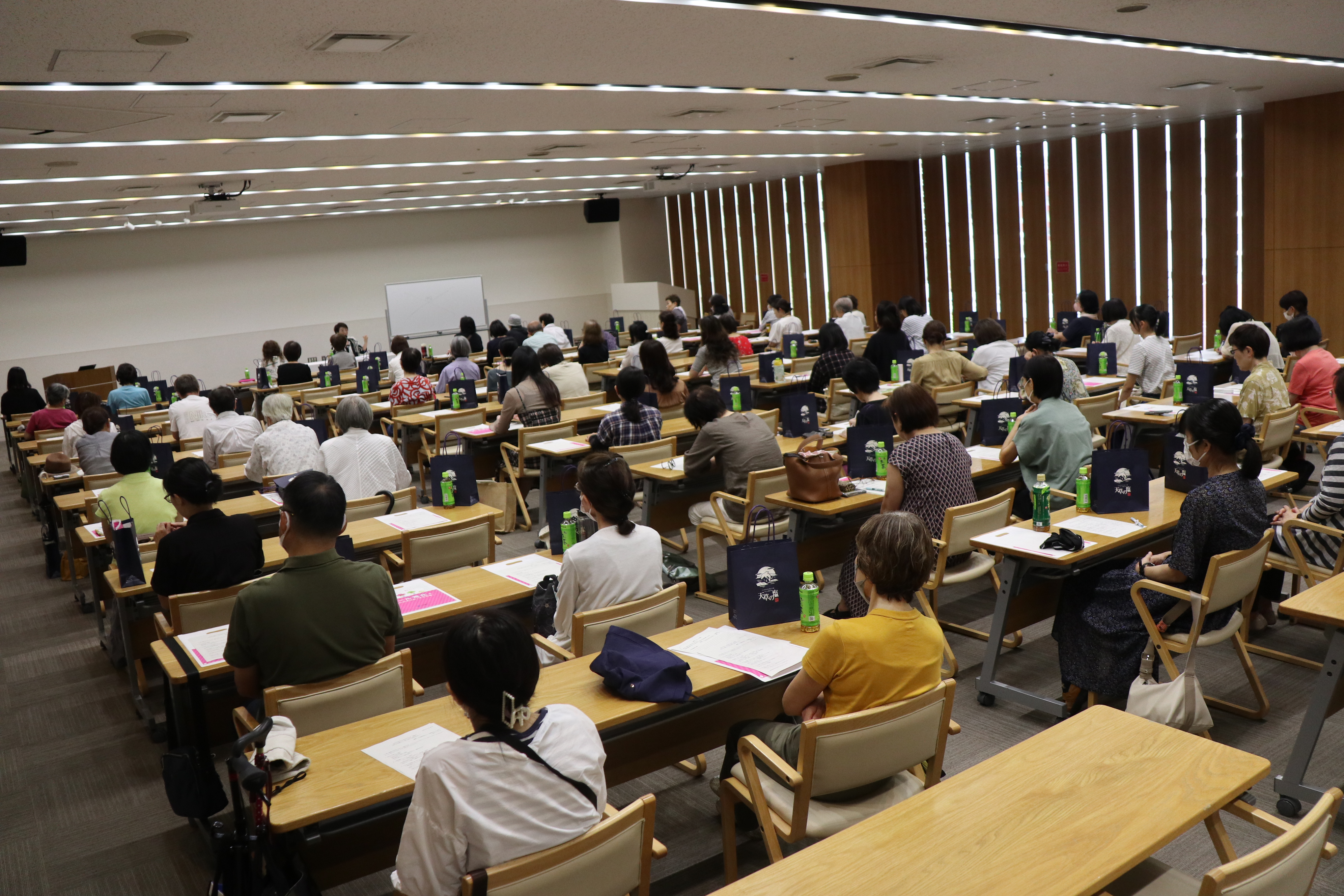 地球温暖化や省エネに関する講演会