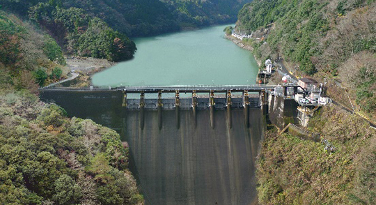 岩屋戸ダムの写真