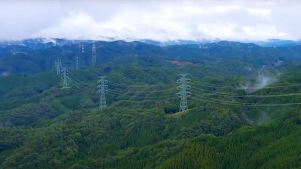 送電鉄塔利用案内